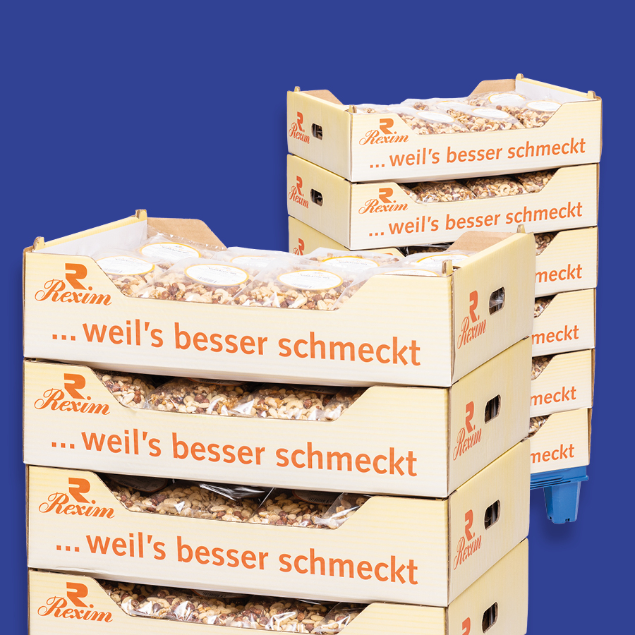 Aufsteller mit Nüssen